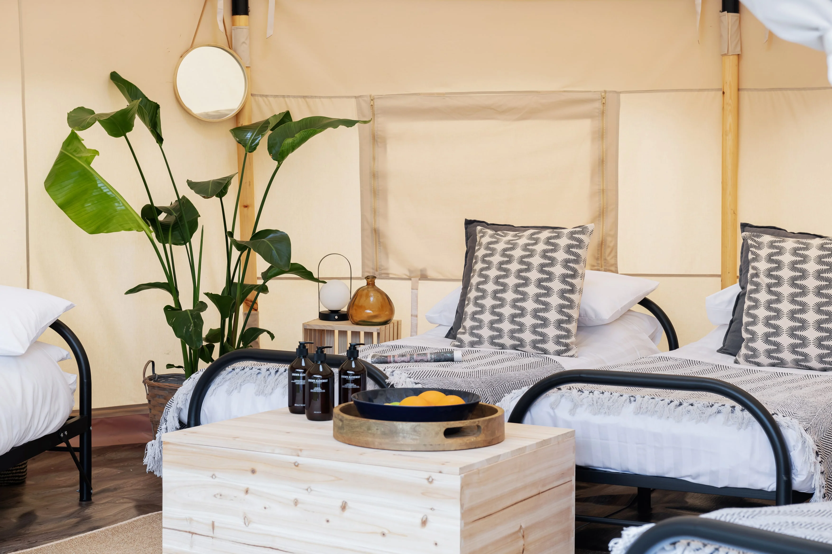 BURT Tent - Image 14