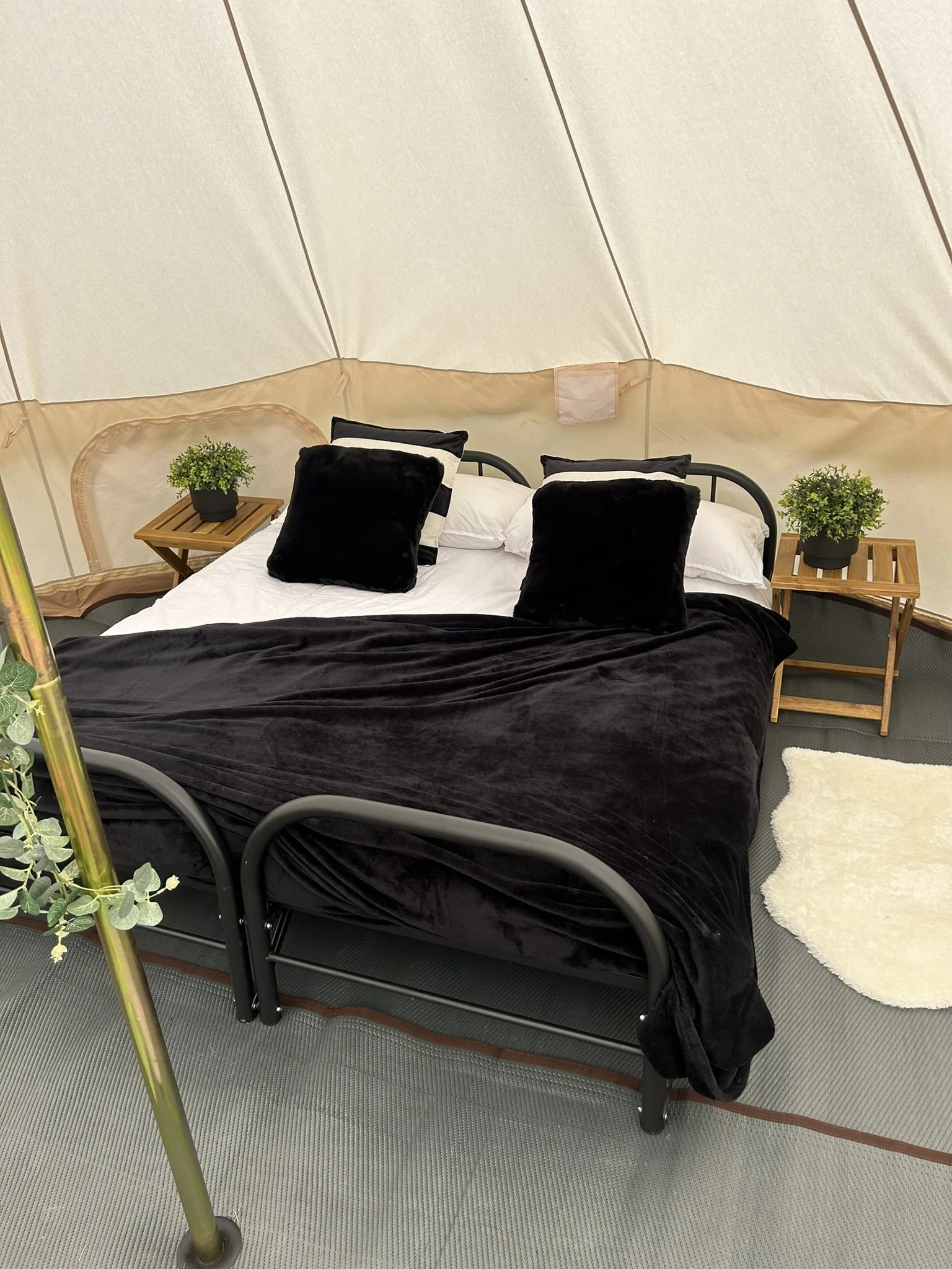 Ultra-Comfort Camping Bed: Lightweight Foldable Frame with Luxury Mattress & Memory Foam Topper - Image 15