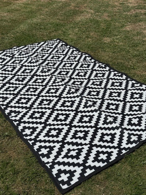 Diamond Rectangular Camping Mats - Image 8